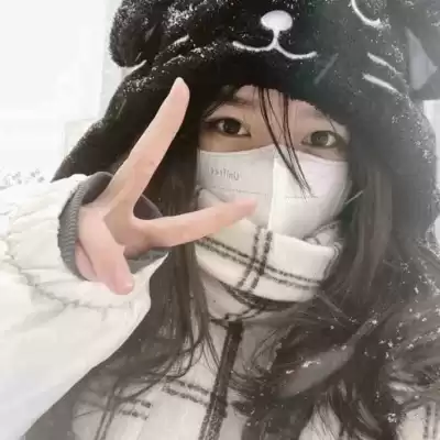 郝依霜